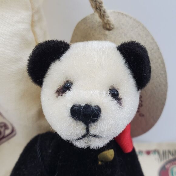 Ganz Cottage Collectibles Panda 4" Teddy Bear Plush Miniature Bag & Certificate - Picture 2 of 5